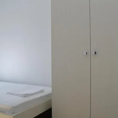 Gert Apartment Sarande
