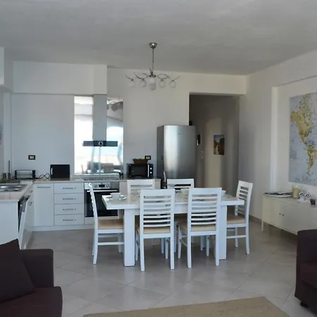 Gert Apartment